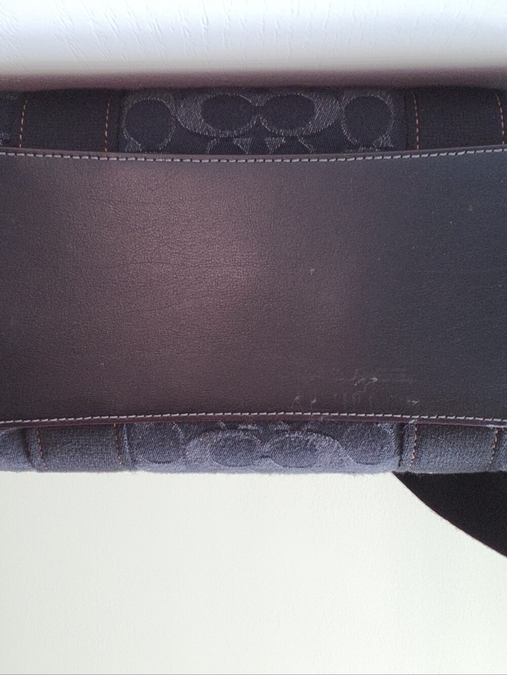 Coach Black Signature Canvas Messenger Tote with Adjustable Strap - Picture 3 of 6